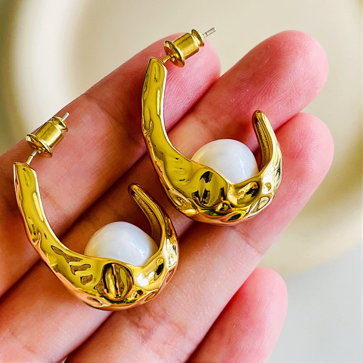 Wave Pearl Earrings