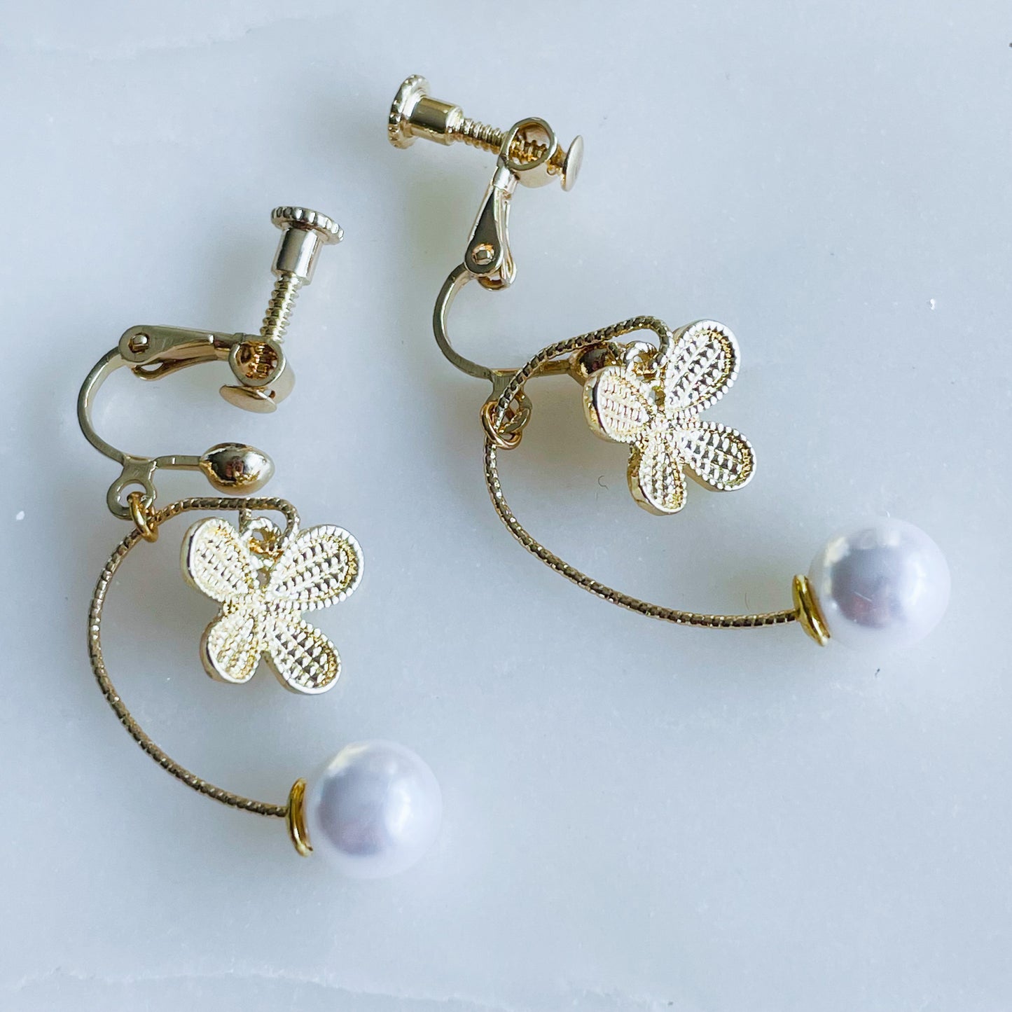 Lucky Clover Earclips